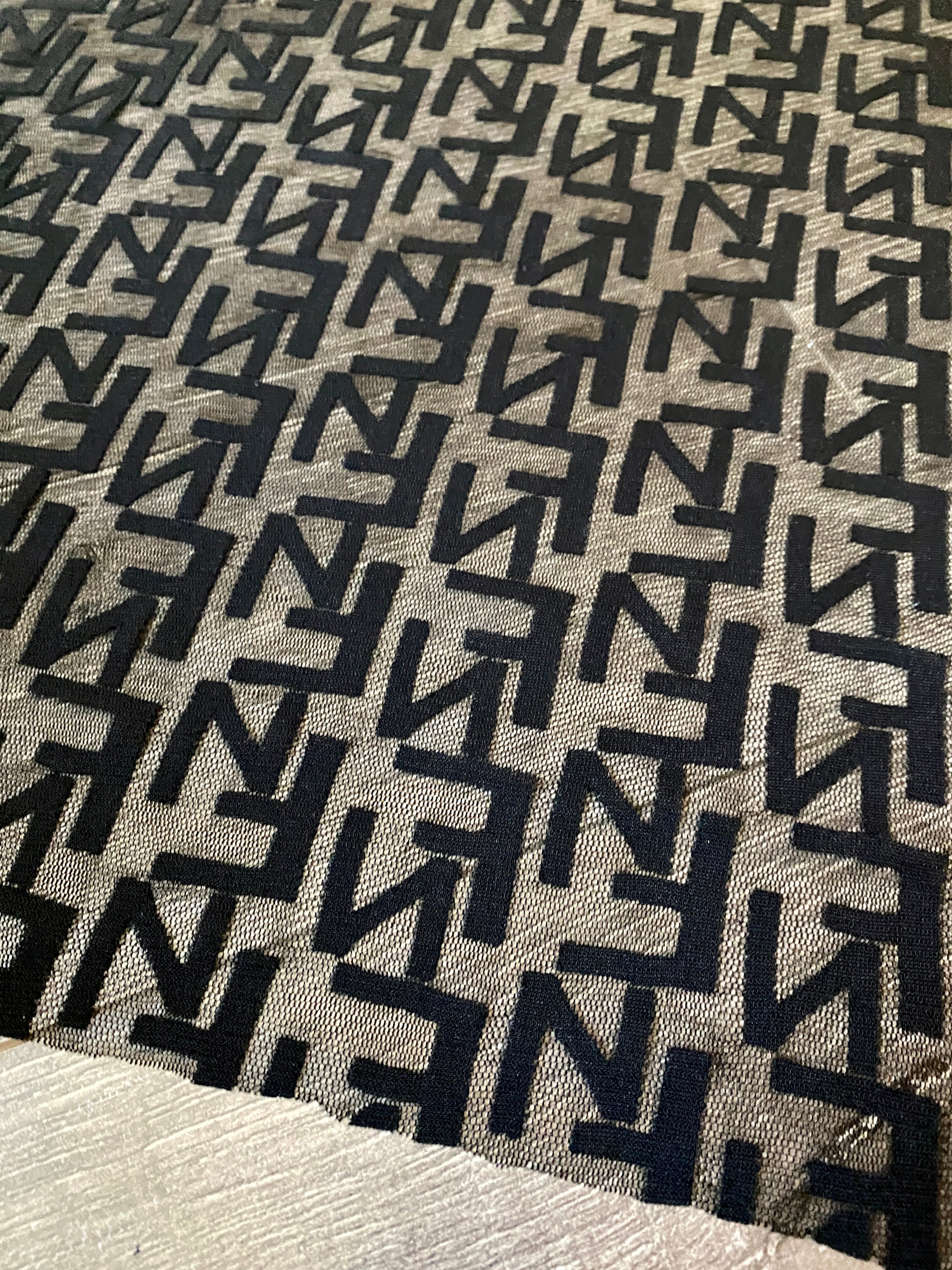 Black Geometric Power Mesh - Image 4