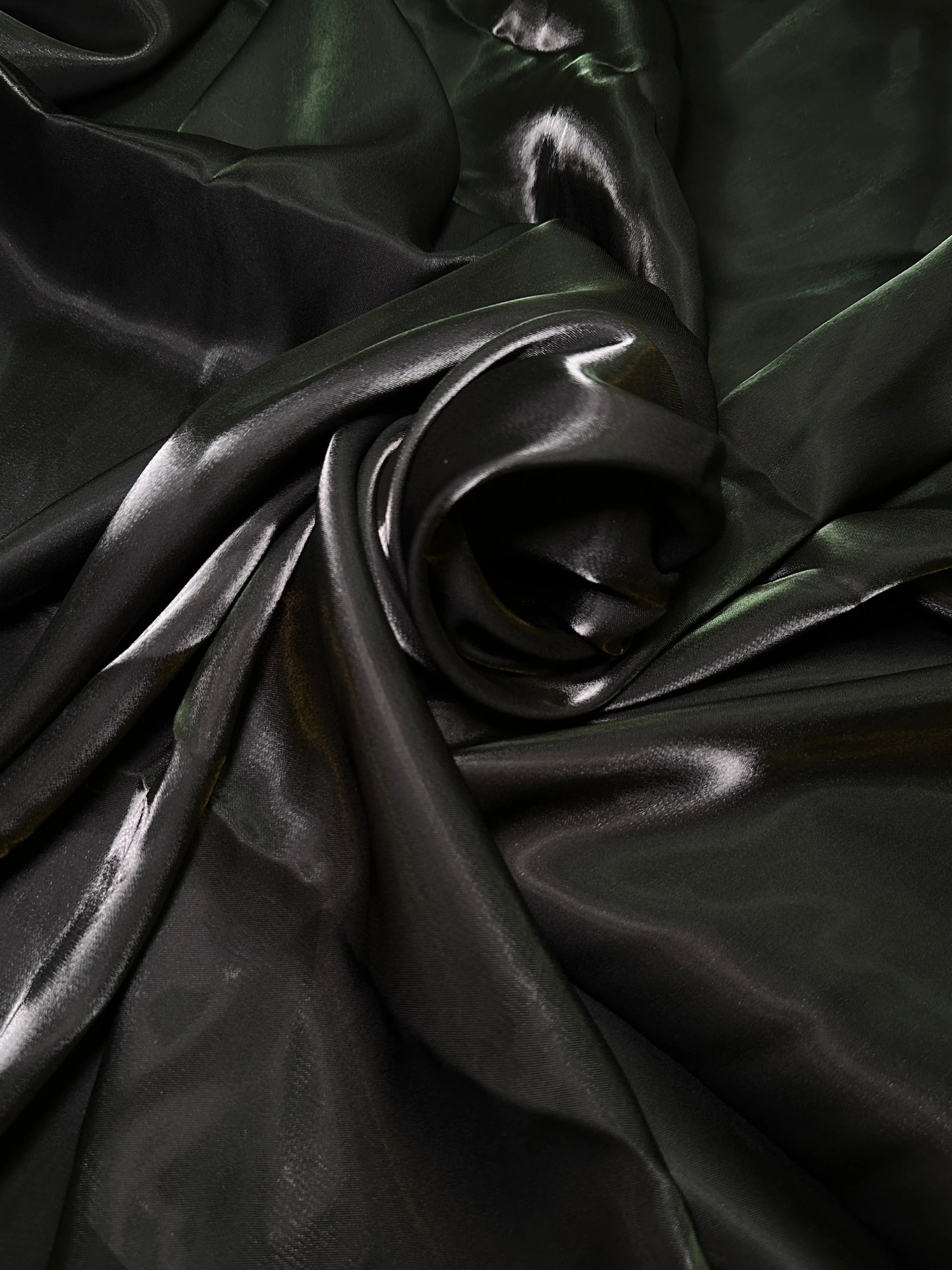 Black Water Liquid Shimmery Chiffon - Image 3