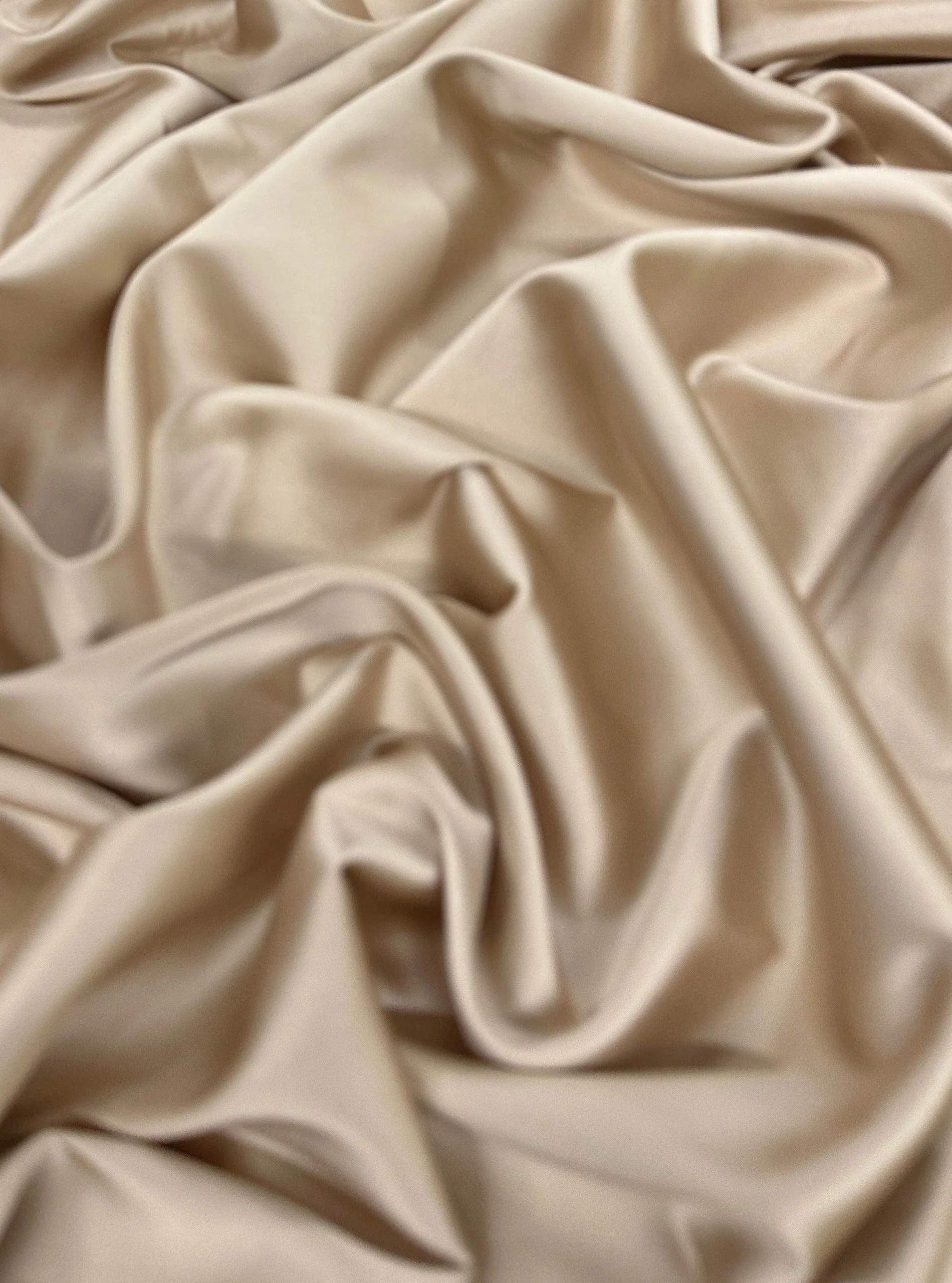Champagne Stretch Crepe Back Satin - Image 2