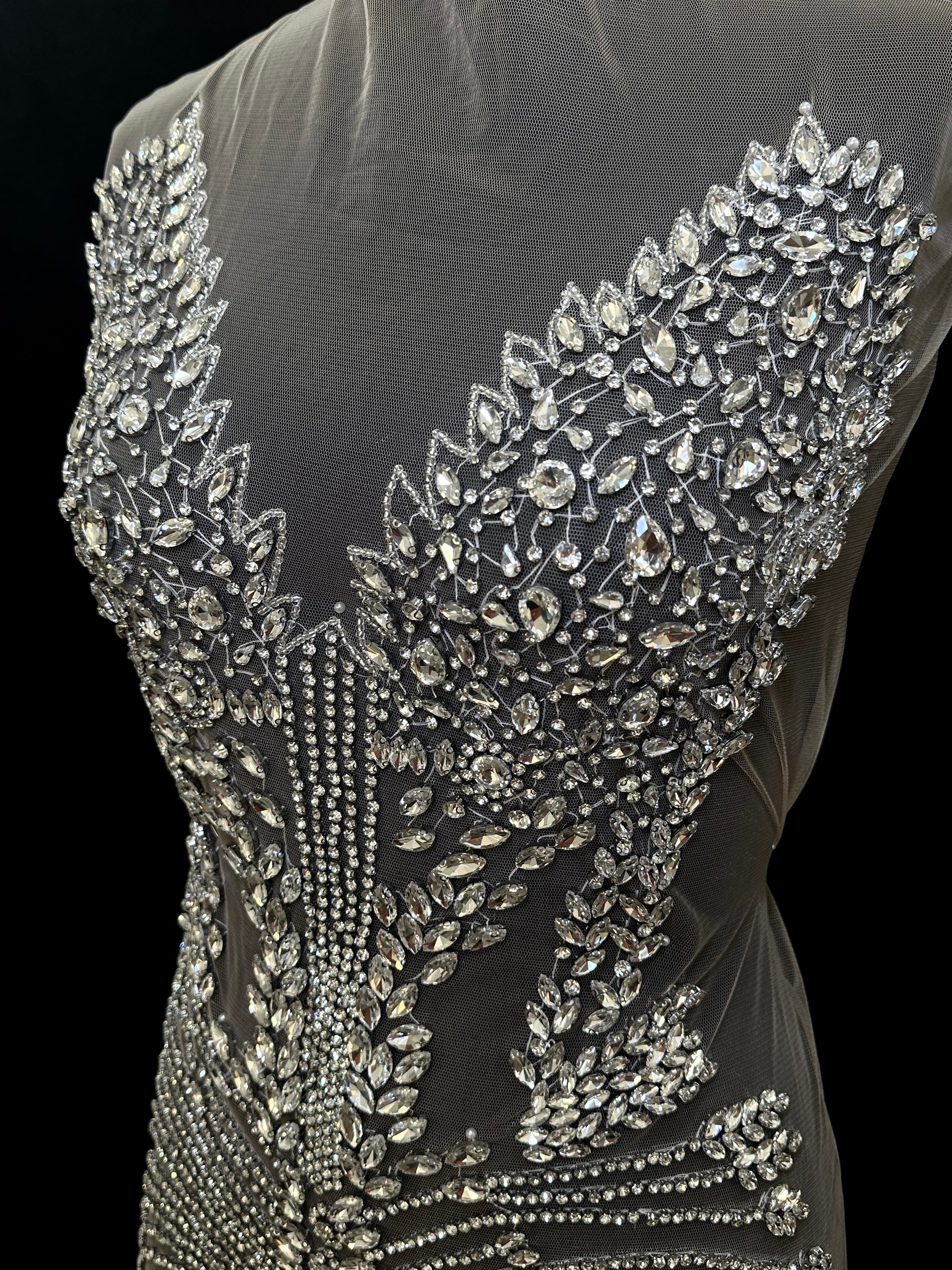 Daisy Silver Bodice Applique - Image 6