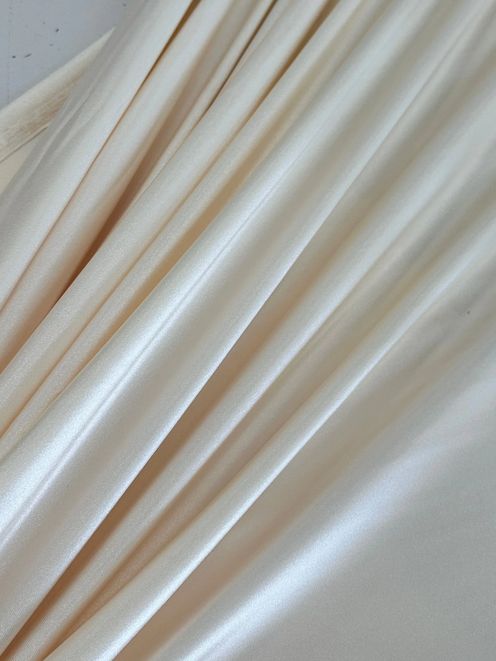 Cream Shiny Nylon Spandex - Image 9