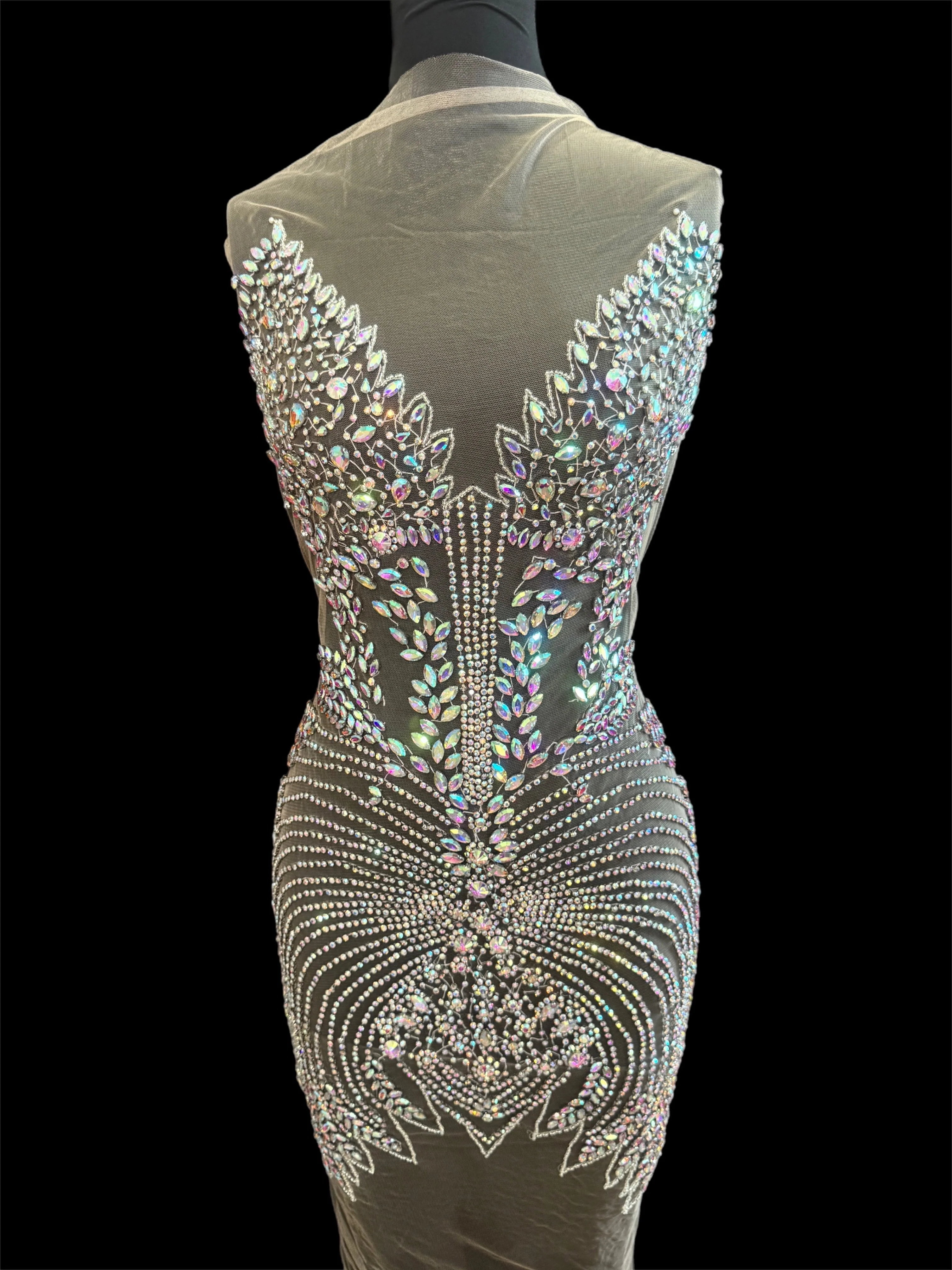 Daisy Silver Iridescent Rhinestones Bodice Applique