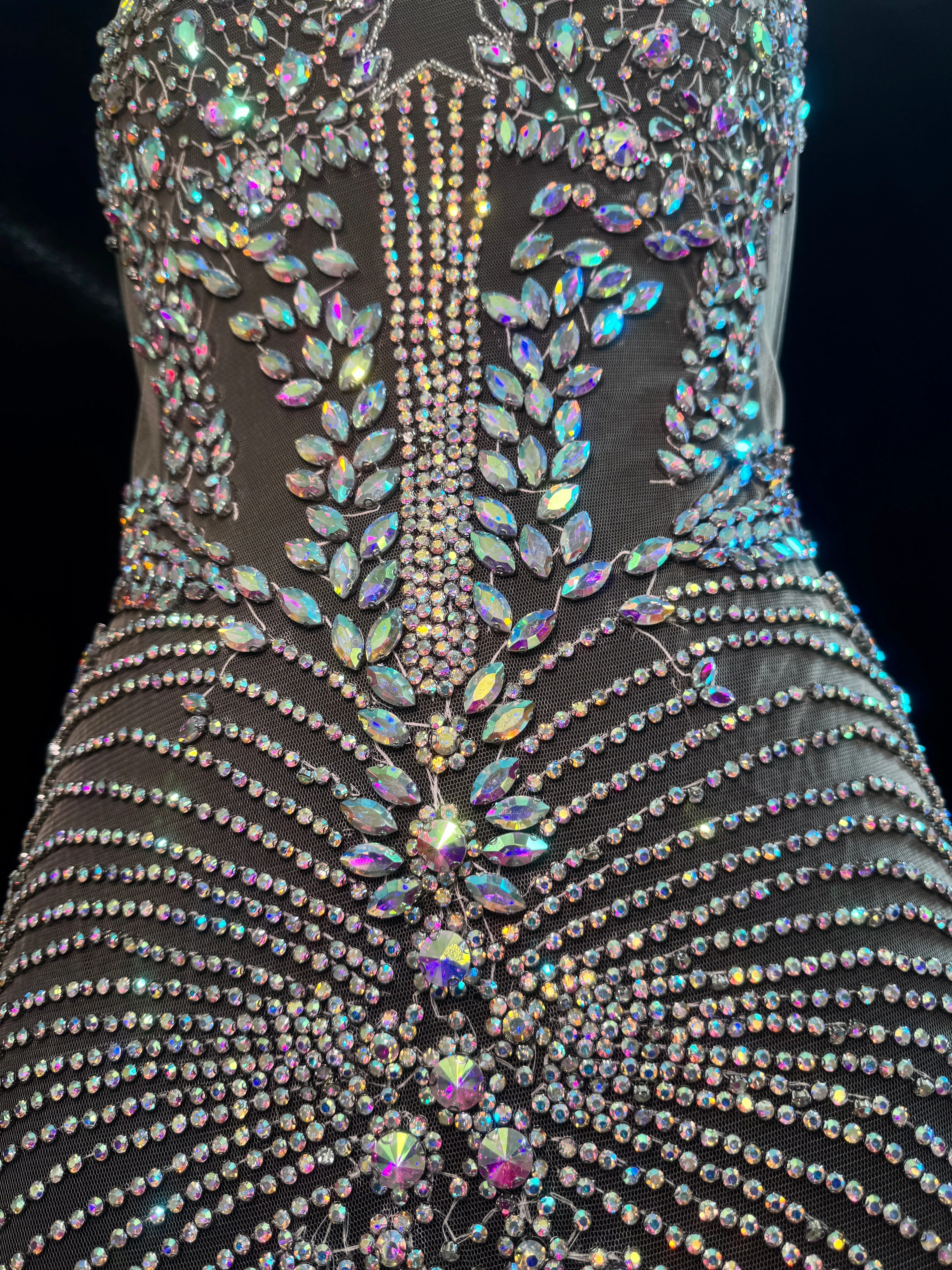 Daisy Silver Iridescent Rhinestones Bodice Applique - Image 7