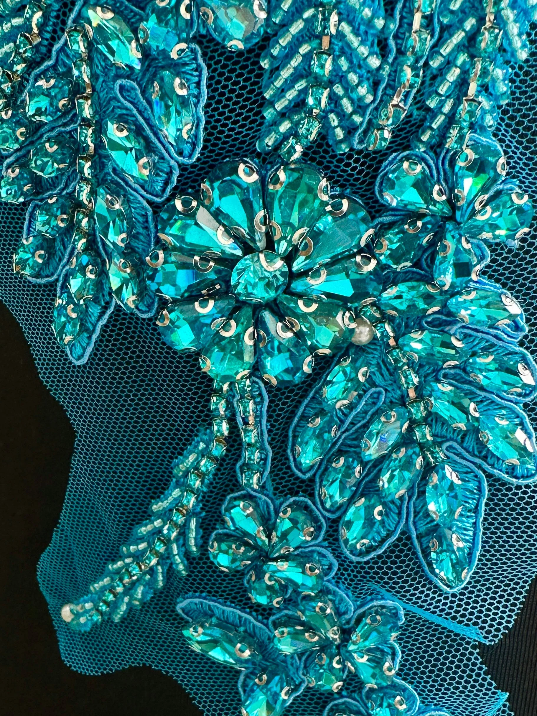Gina Turquoise Rhinestone Applique - Image 2