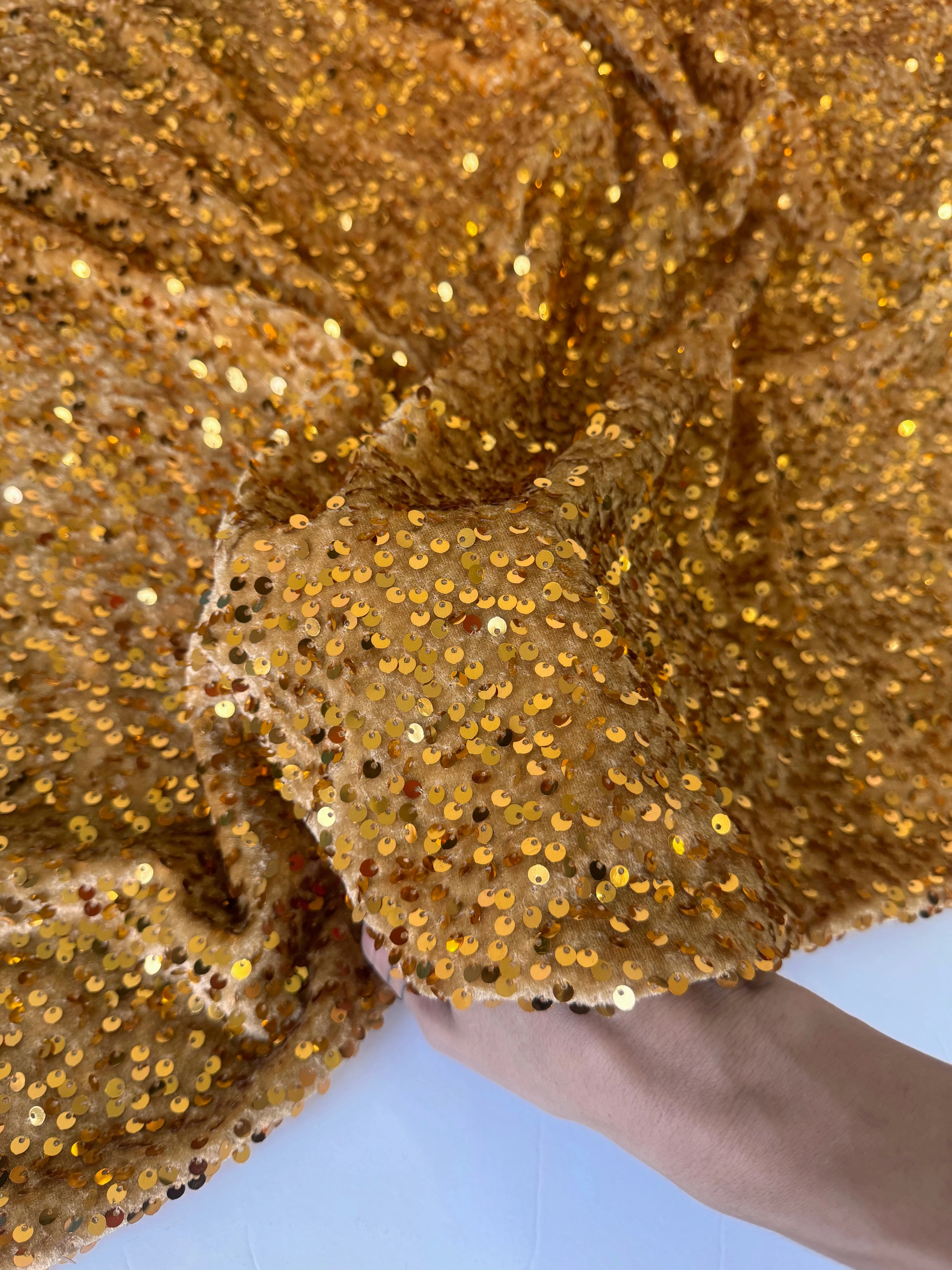 Gold Sequins Velvet - Image 4