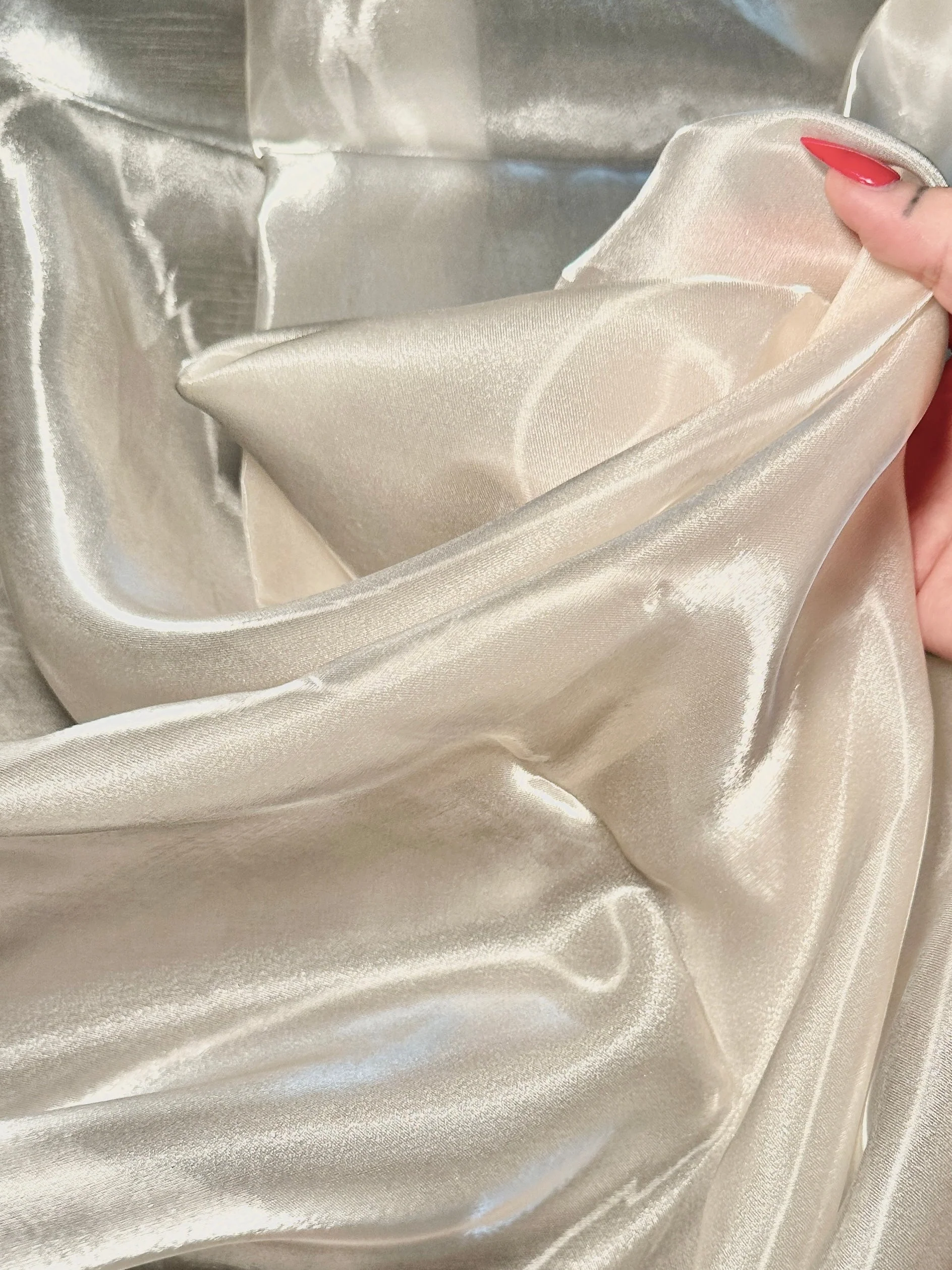 Ivory Liquid Shimmery Organza - Image 5