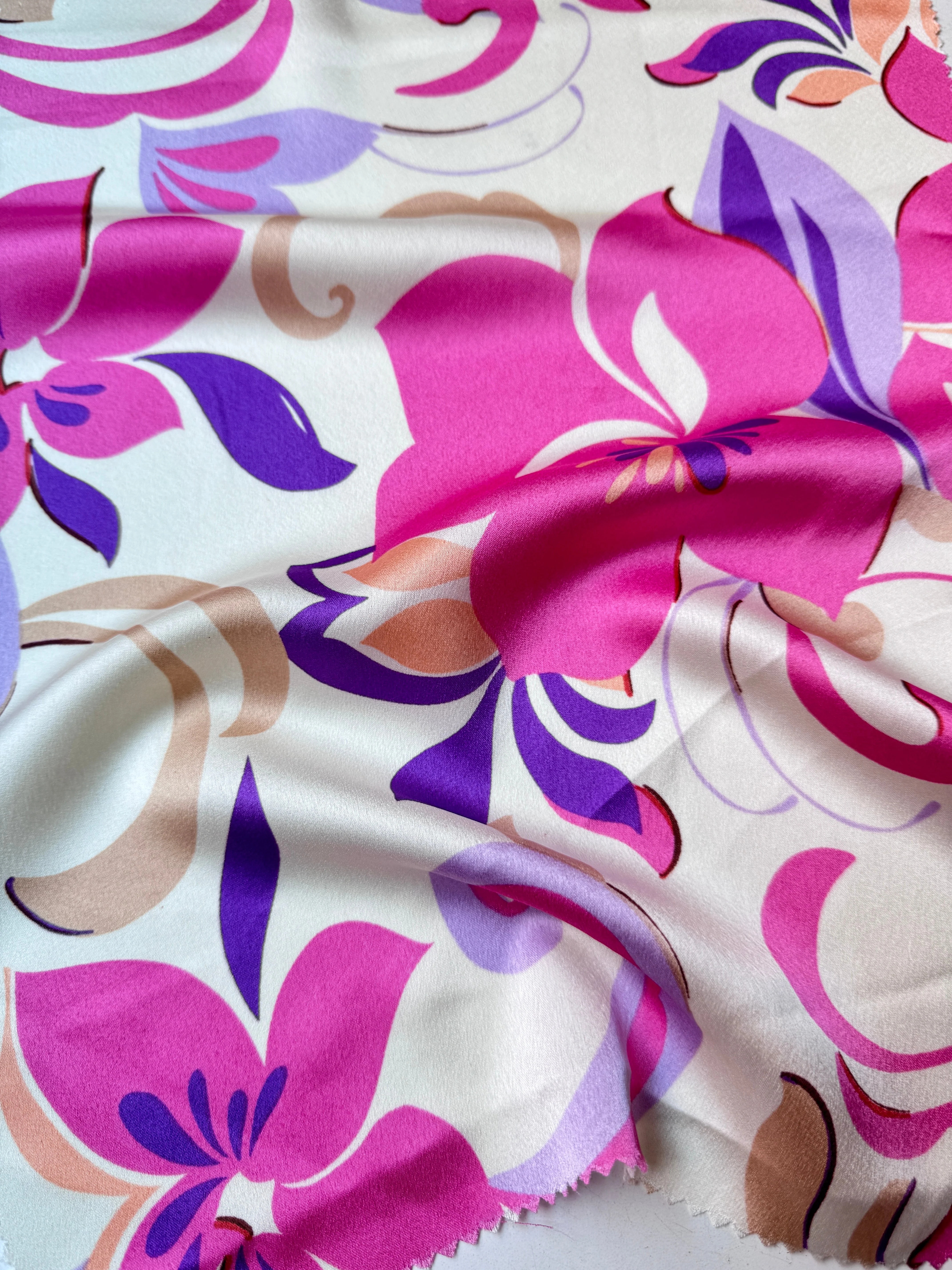 Ivory/Pink Floral Print Satin - Image 3