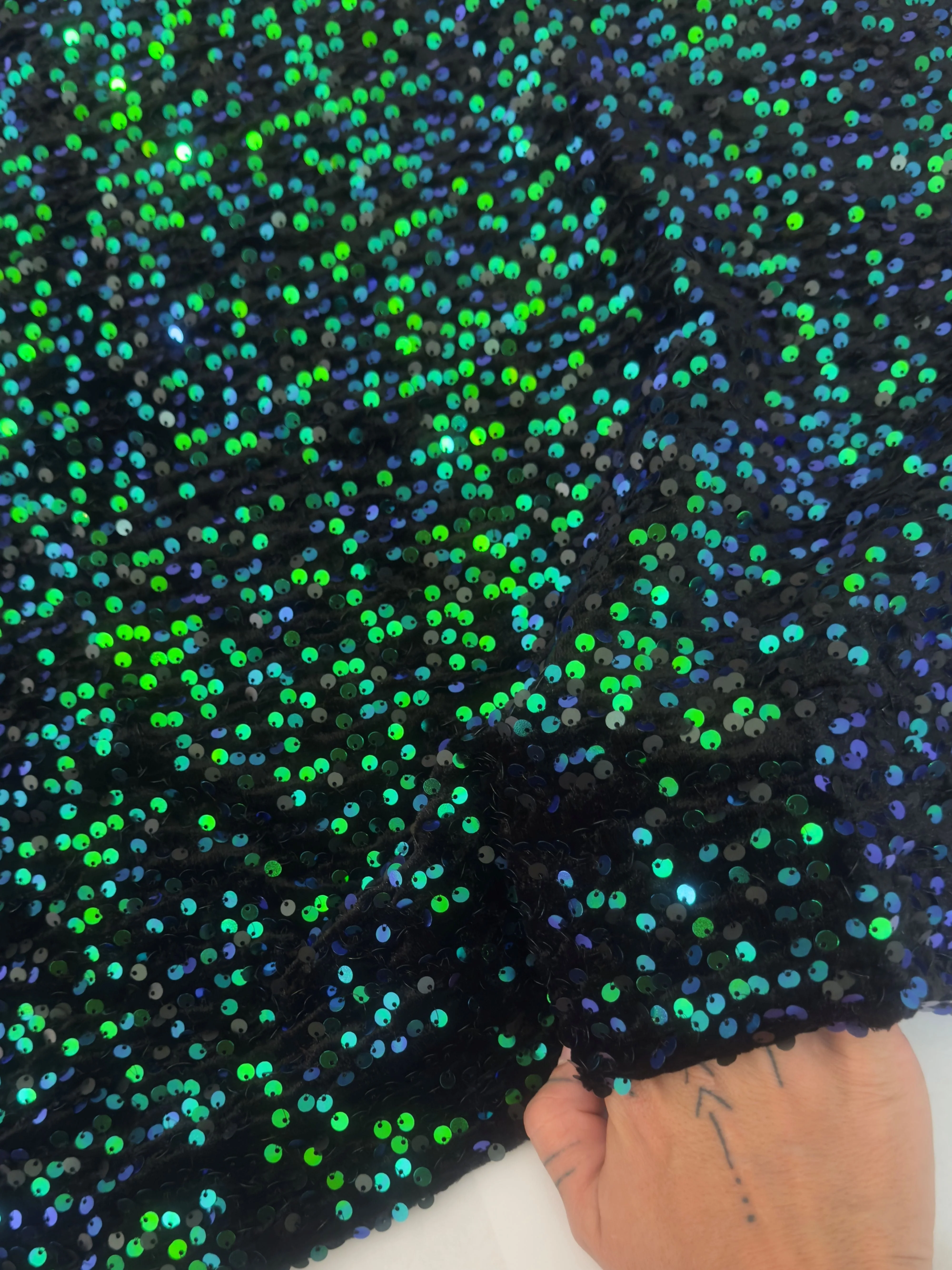 Iridescent Emerald Green Sequins Velvet - Image 7