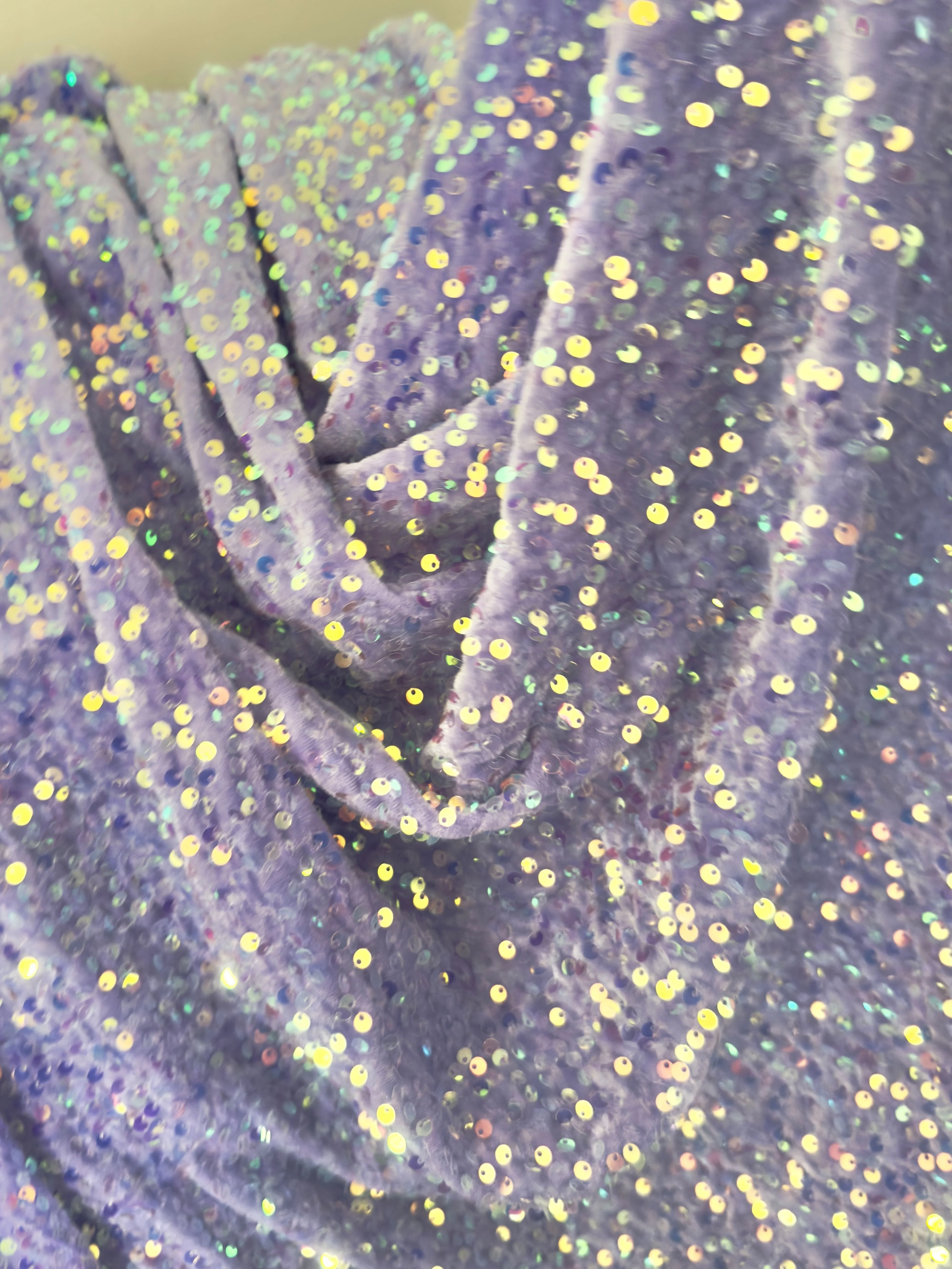 Lilac Iridescent Sequins Velvet - Image 2