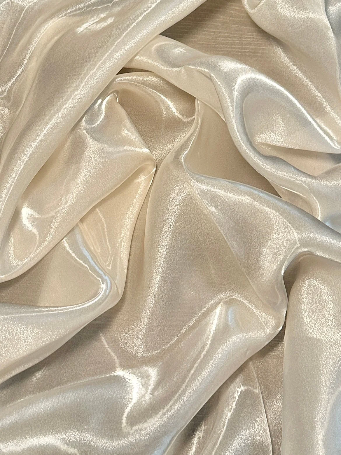 Liquid Shimmery Organza - Image 15