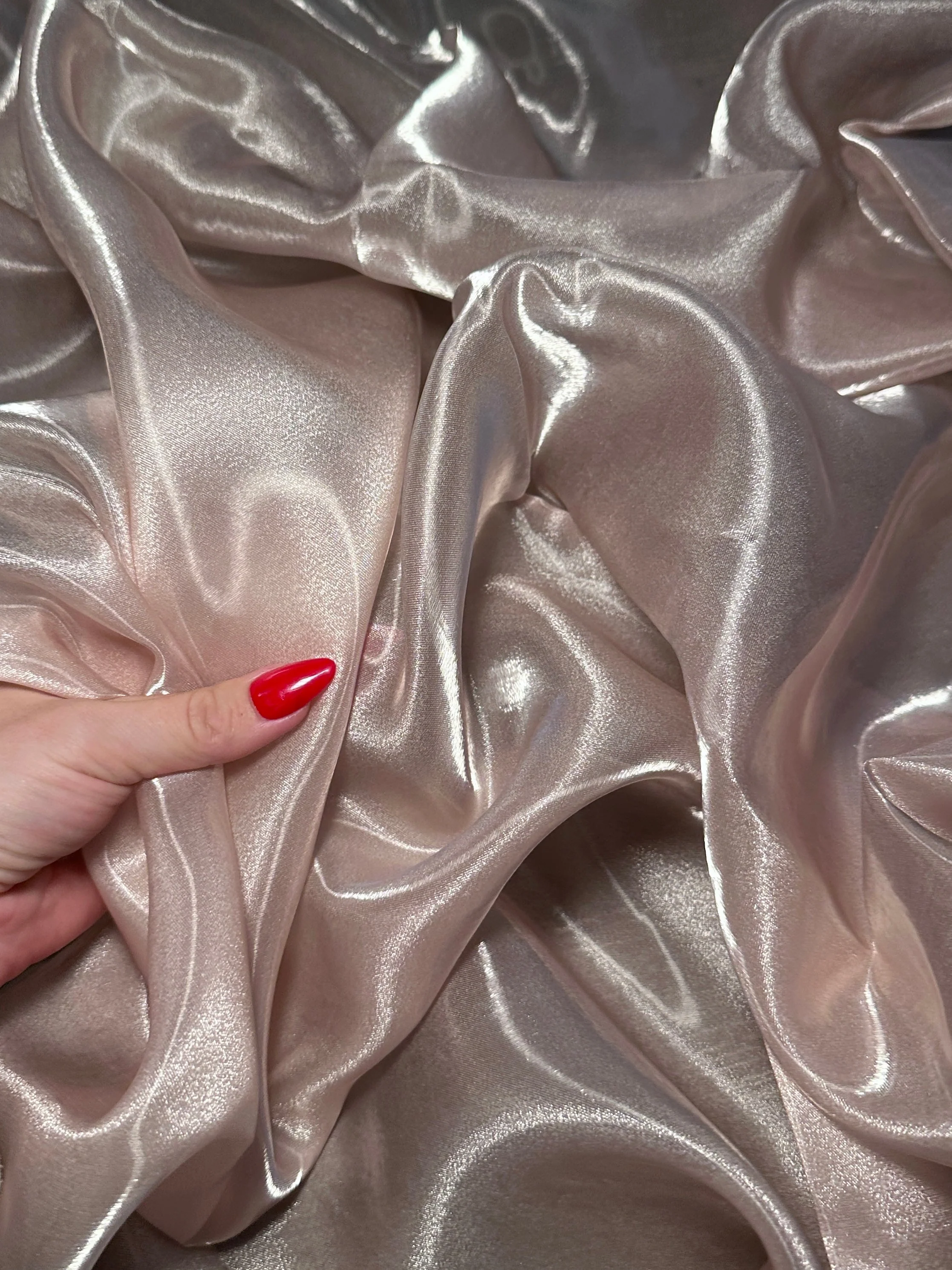 Liquid Shimmery Organza - Image 3