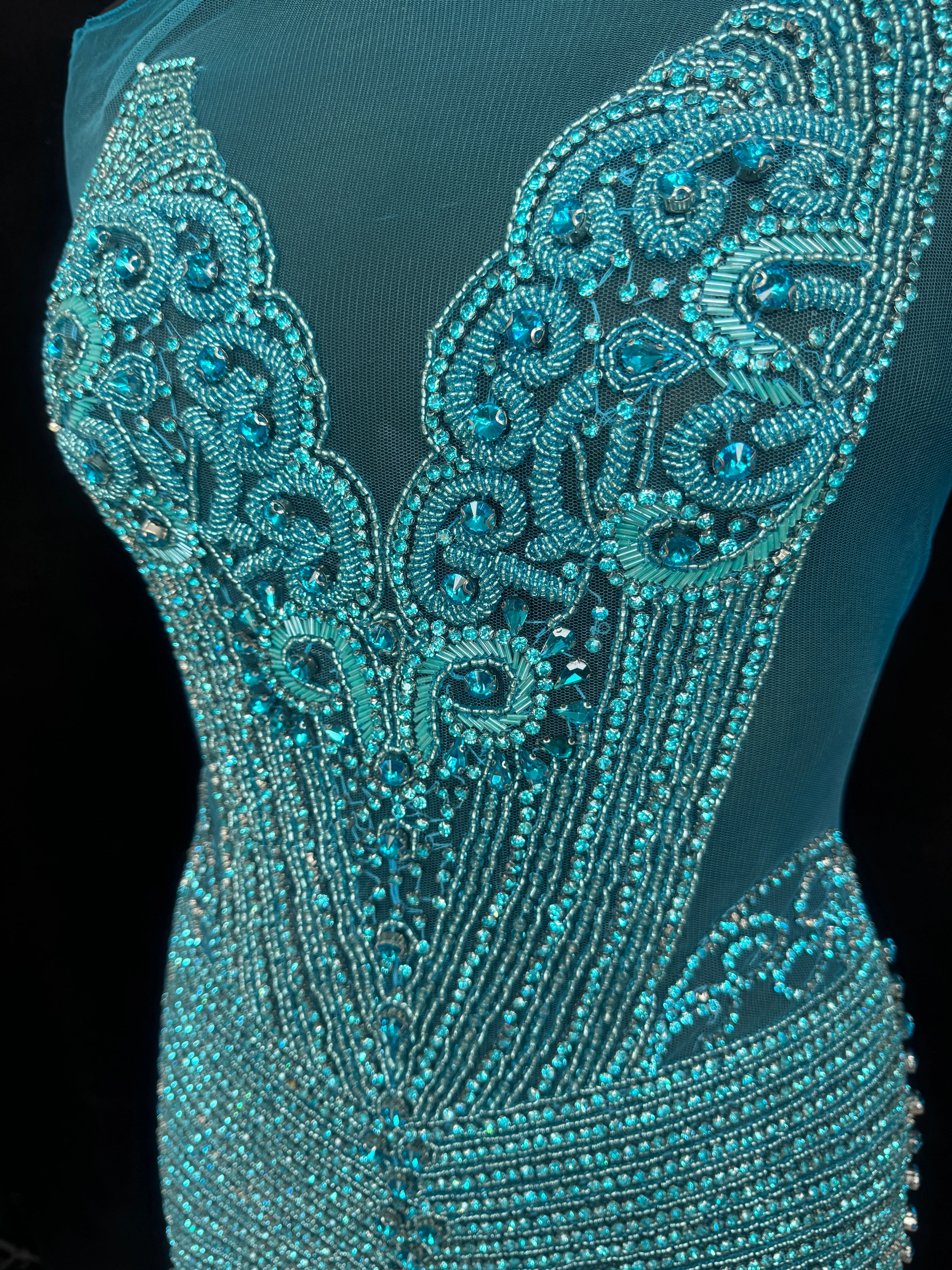 Lucy Turquoise Rhinestone Bodice Applique - Image 4