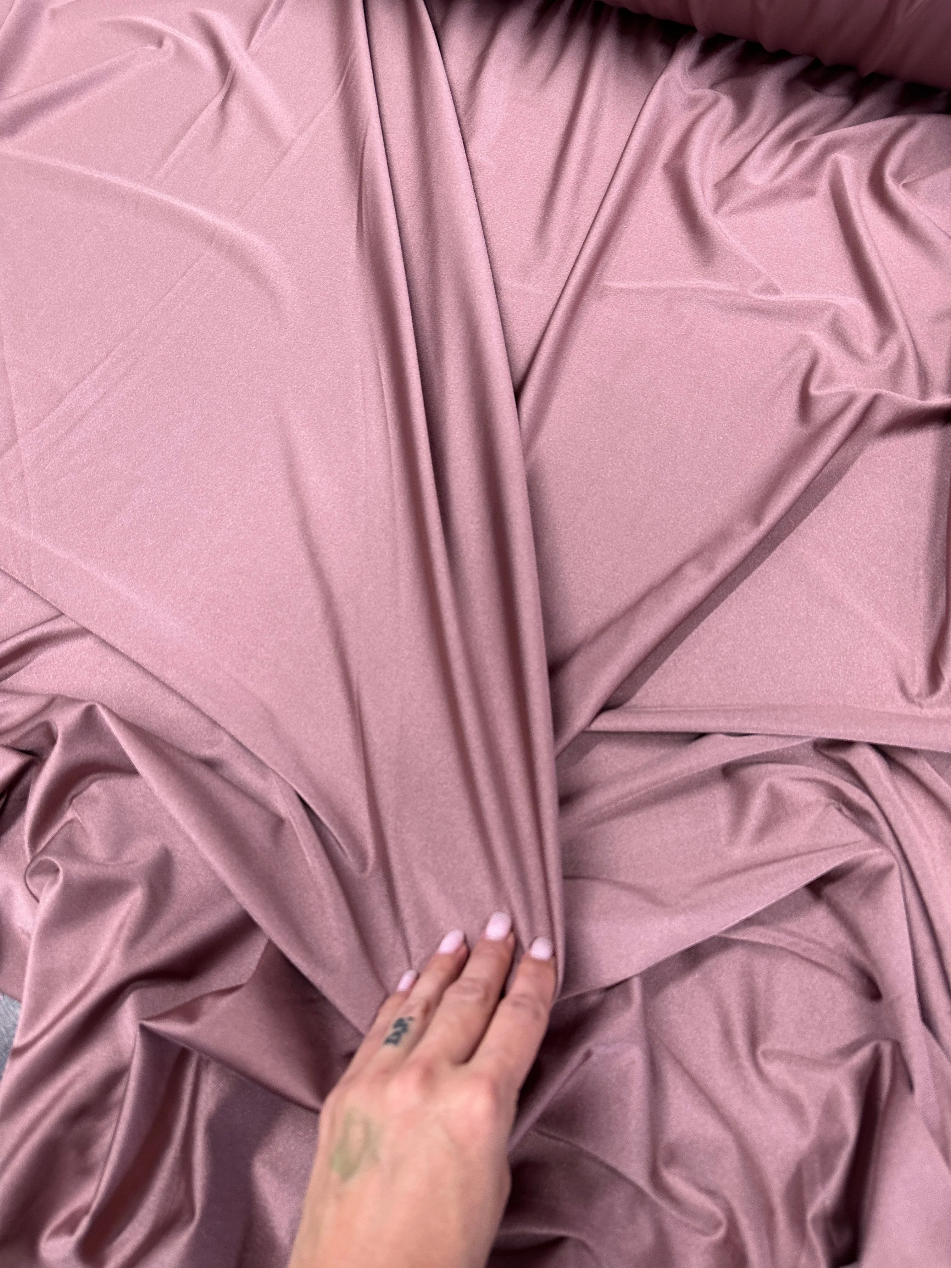 Mauve Lulu Yoga Nylon Spandex - Image 6