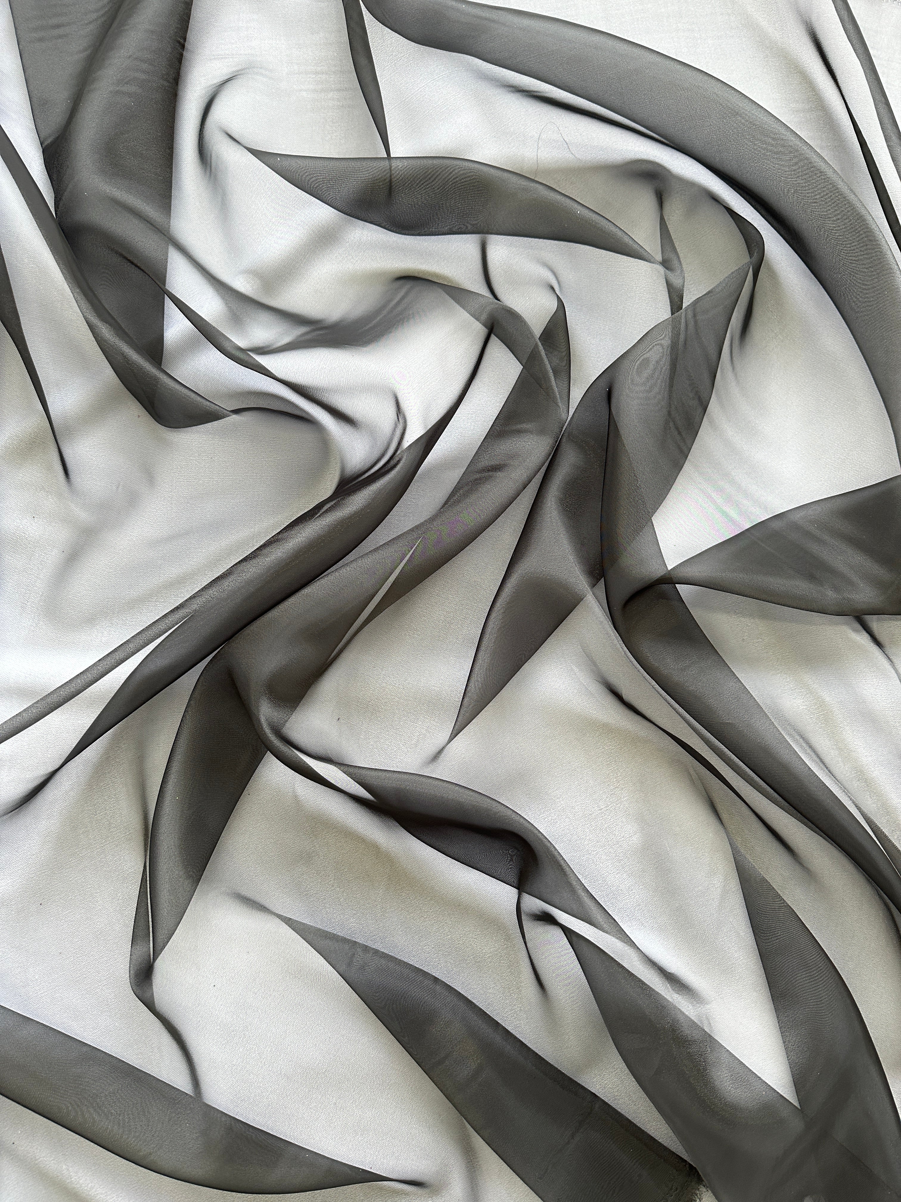 Black Crystal Organza - Image 4