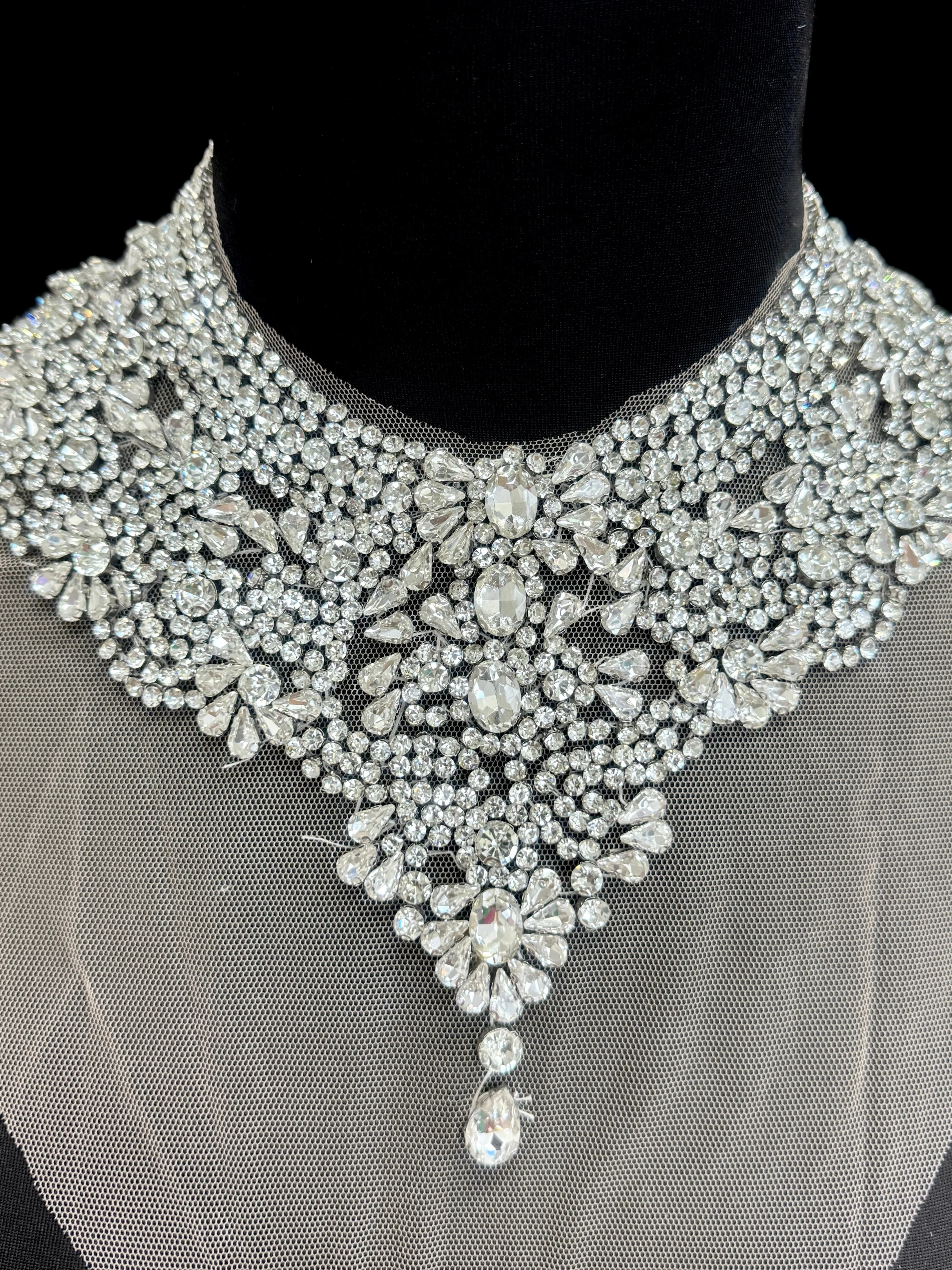 Queen Silver Rhinestone Necklace Applique - Image 6