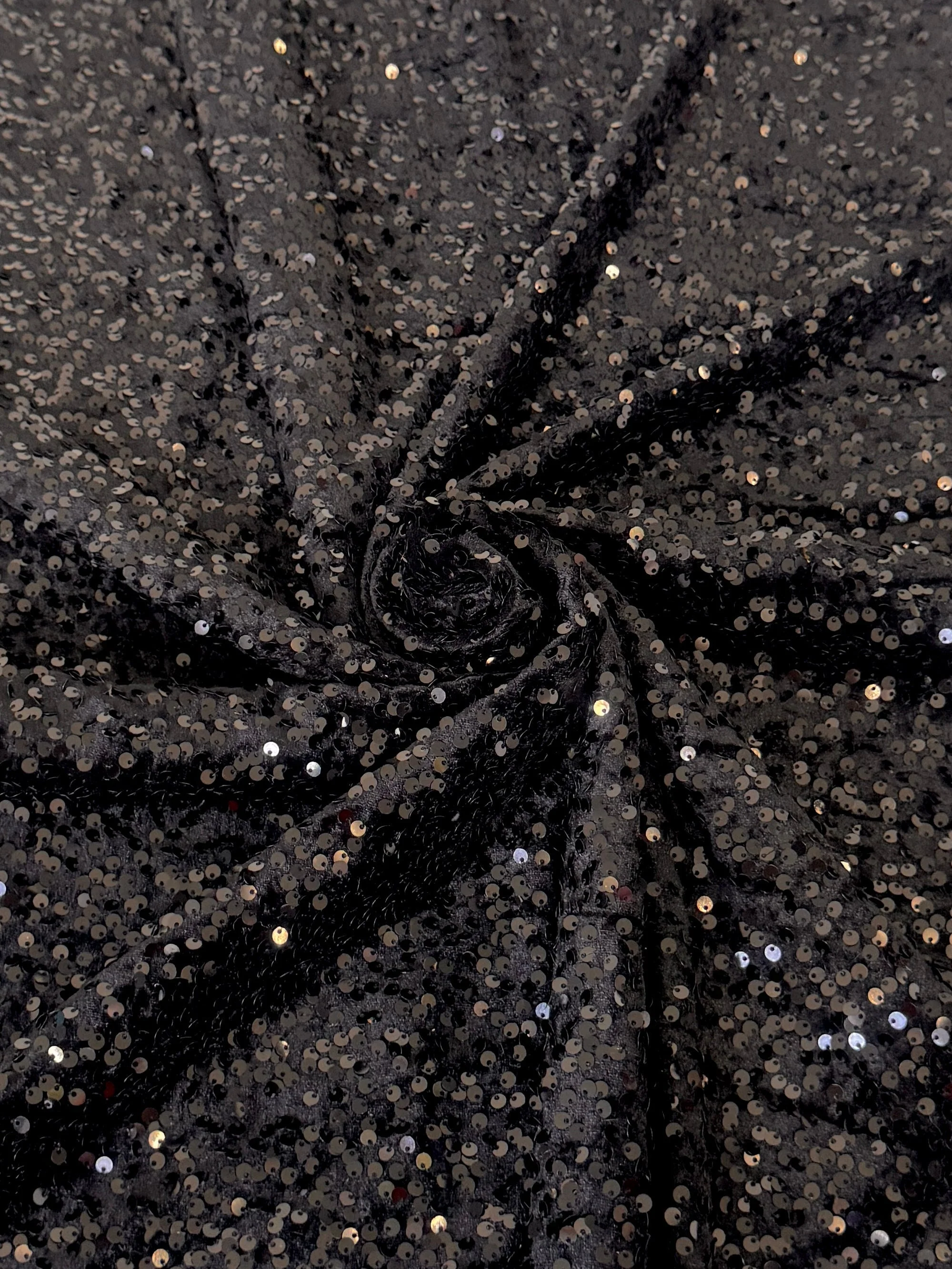 Black Sequins Velvet - Image 3