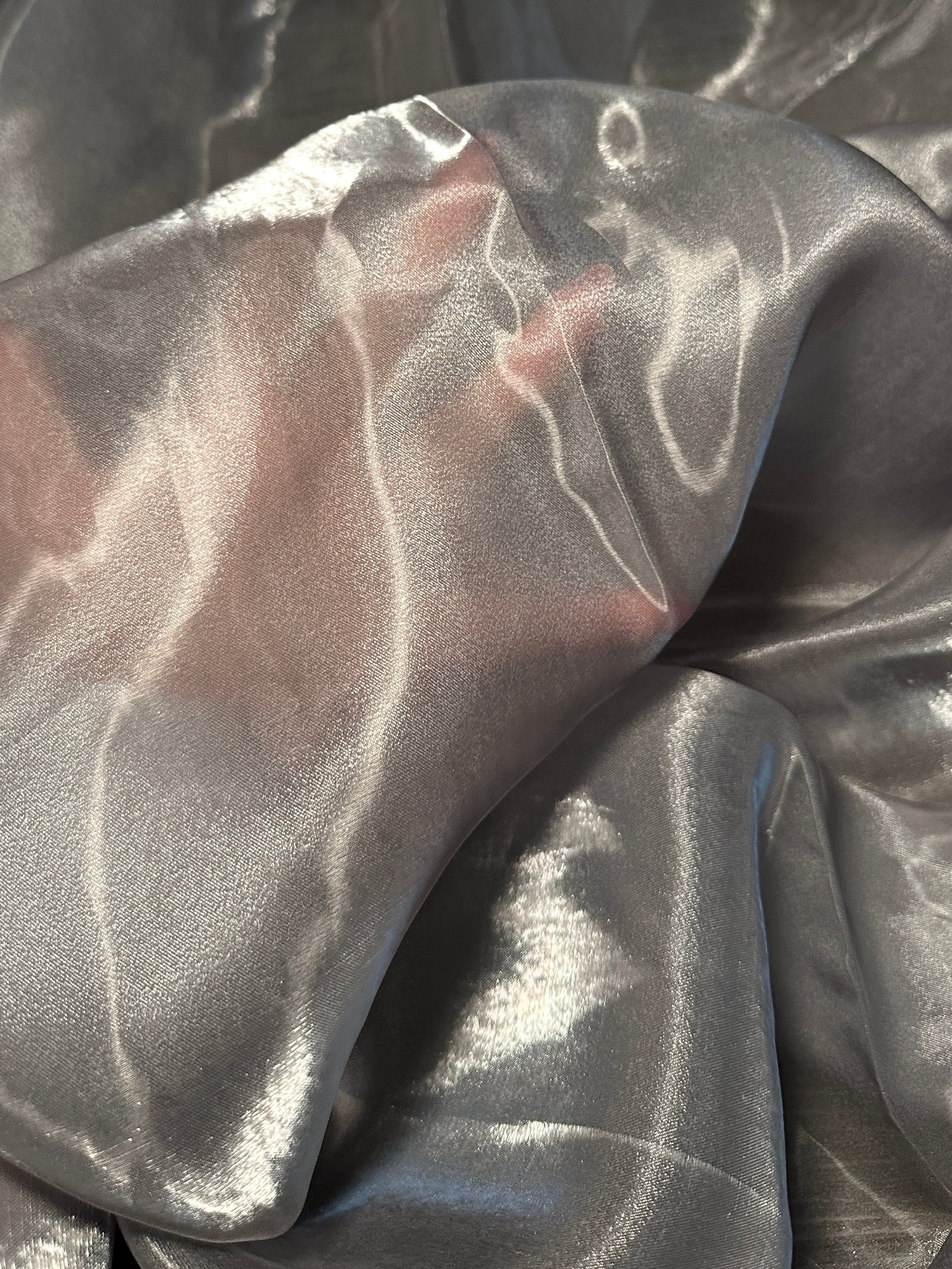 Silver Liquid Shimmery Organza - Image 4