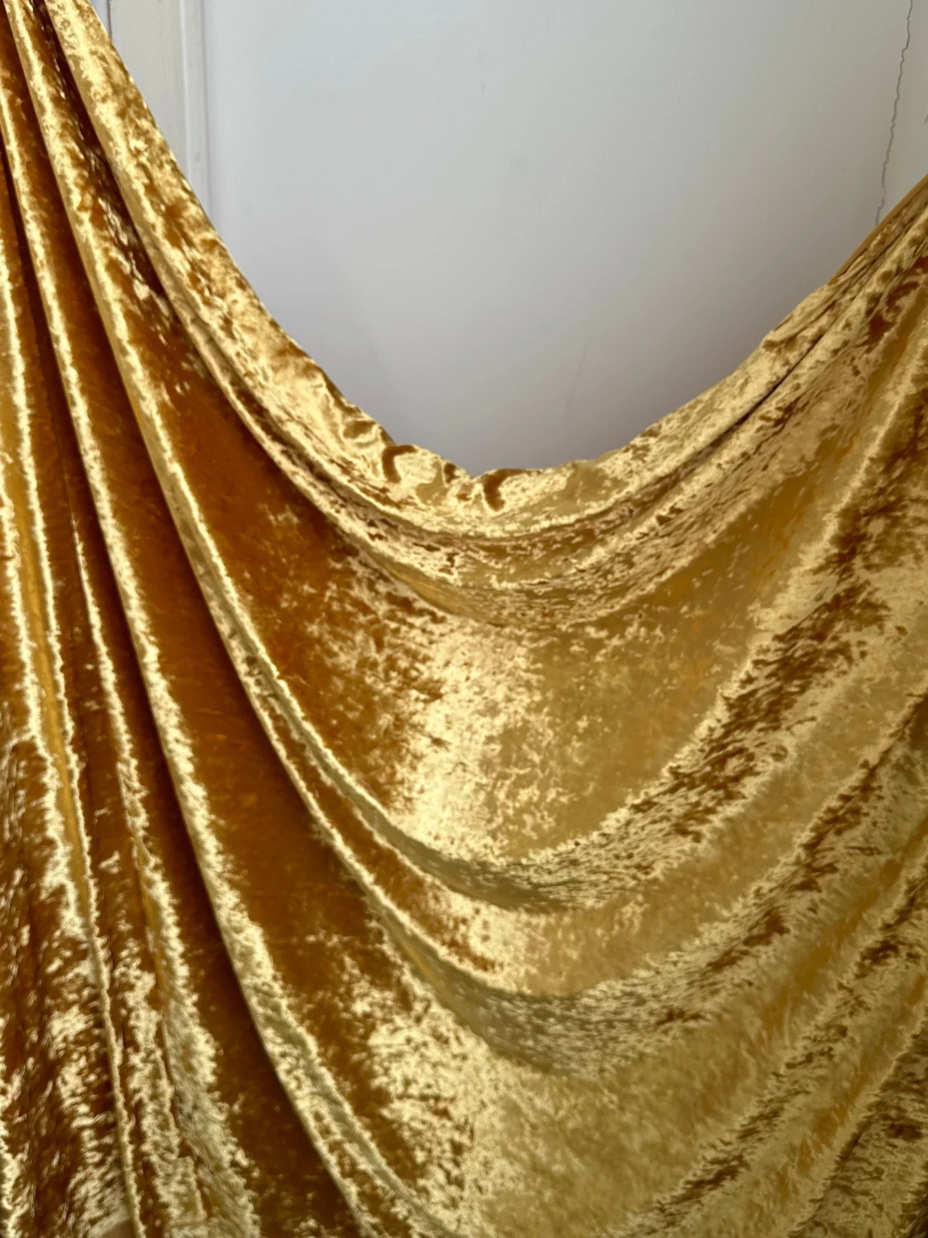 Stretch Crushed Velvet - Image 7
