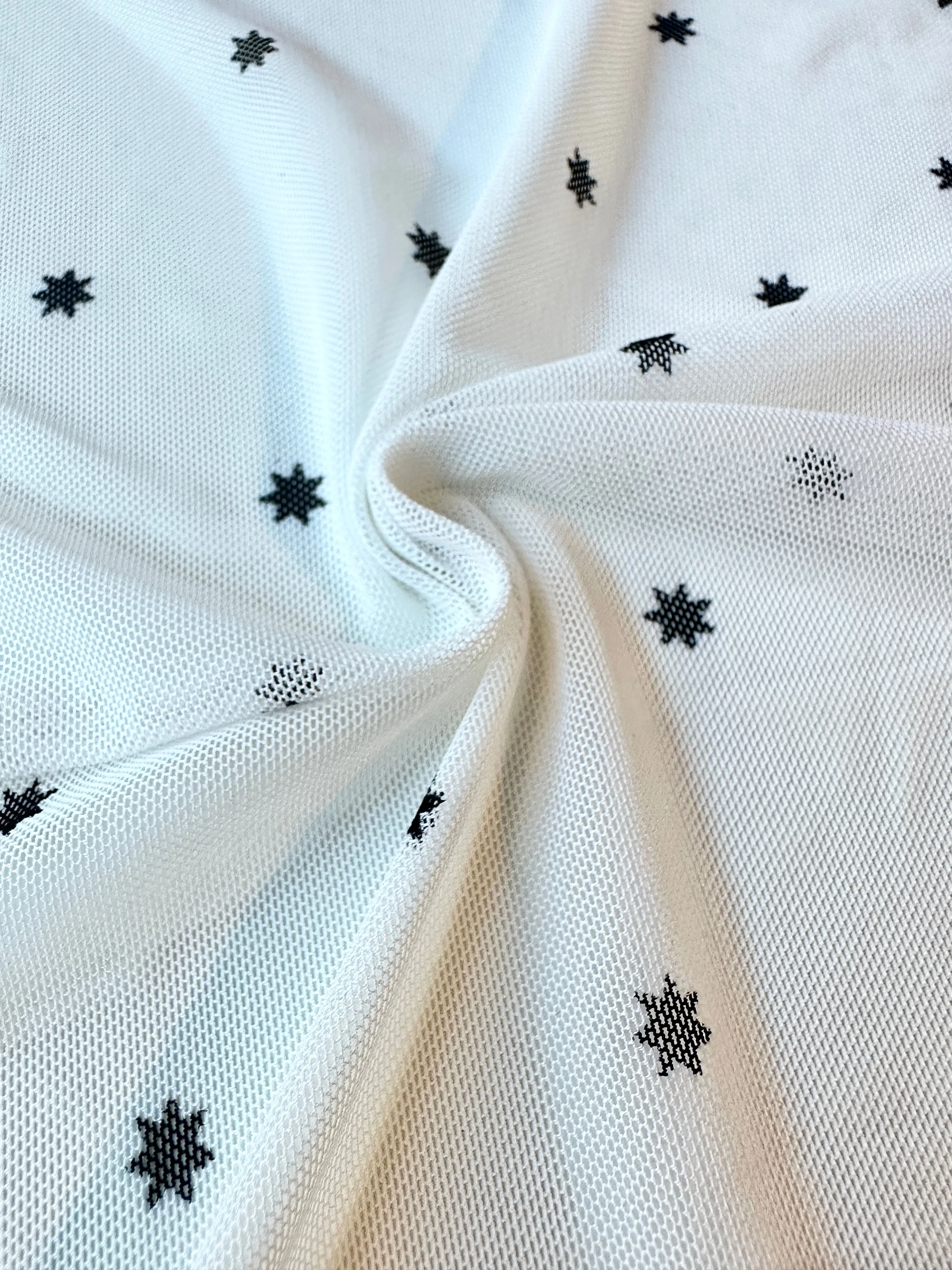 White Black Star Power Mesh - Image 4