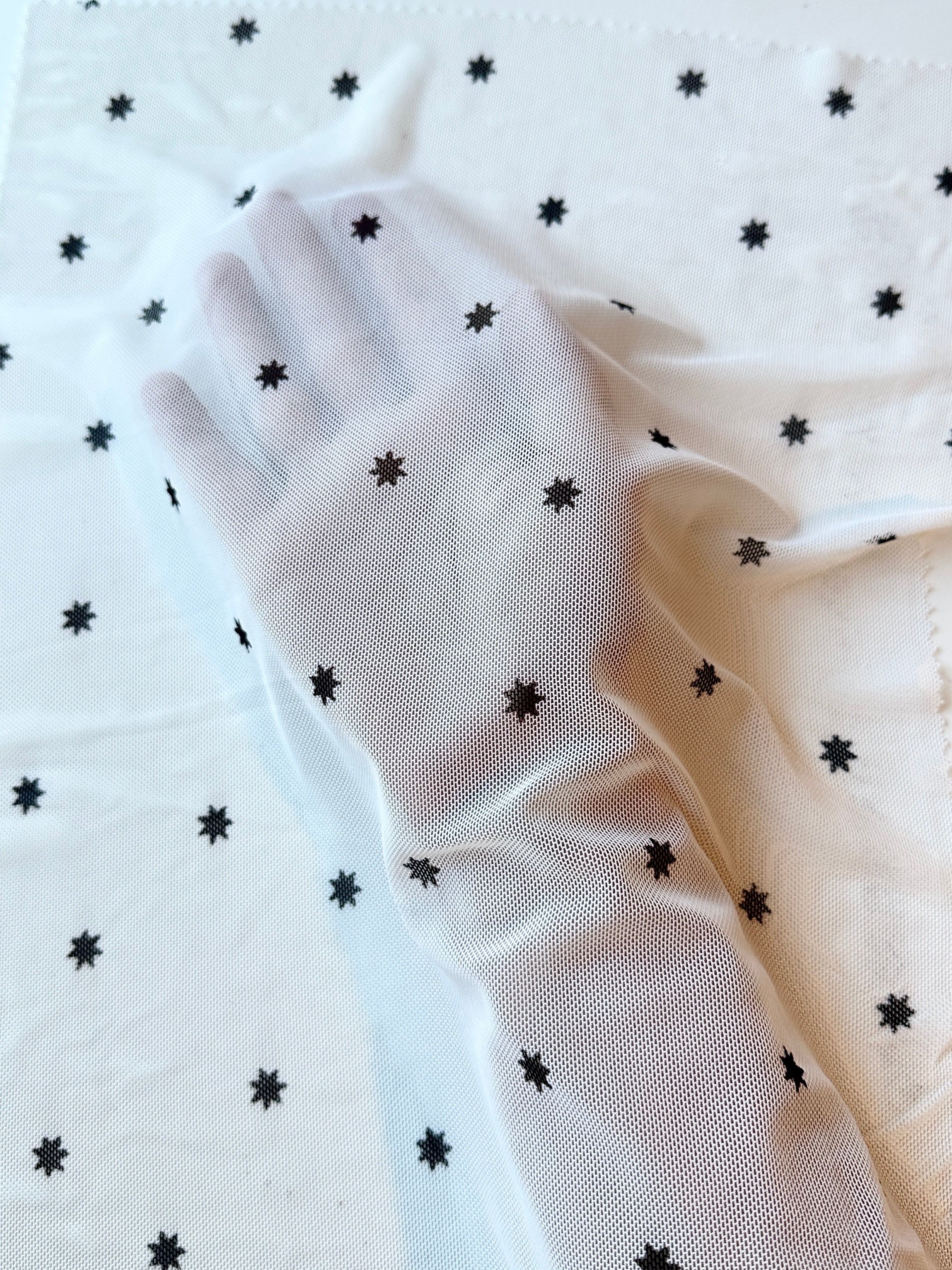 White Black Star Power Mesh - Image 5