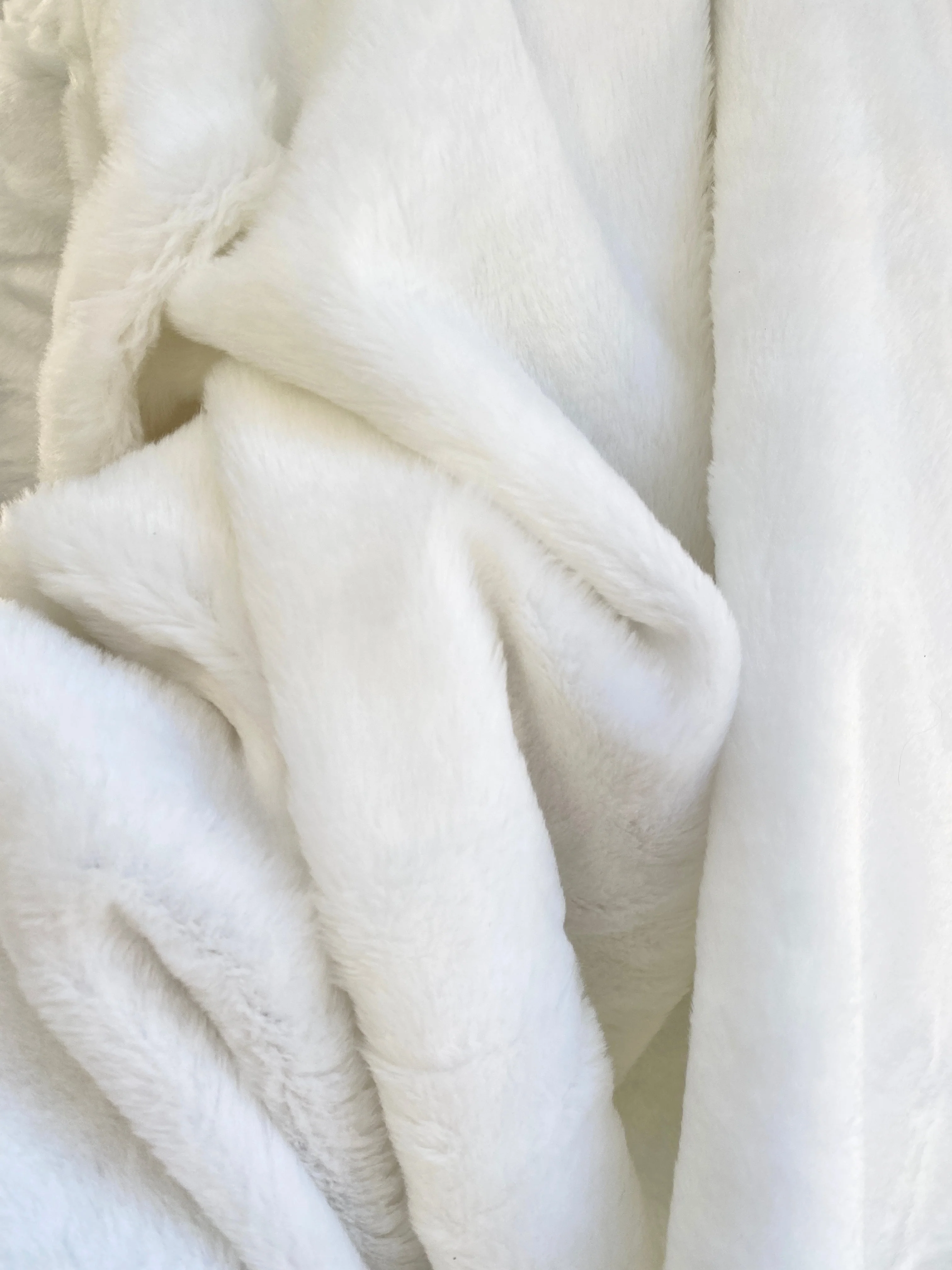 White Short Pile Luxury Faux Fur - Image 6