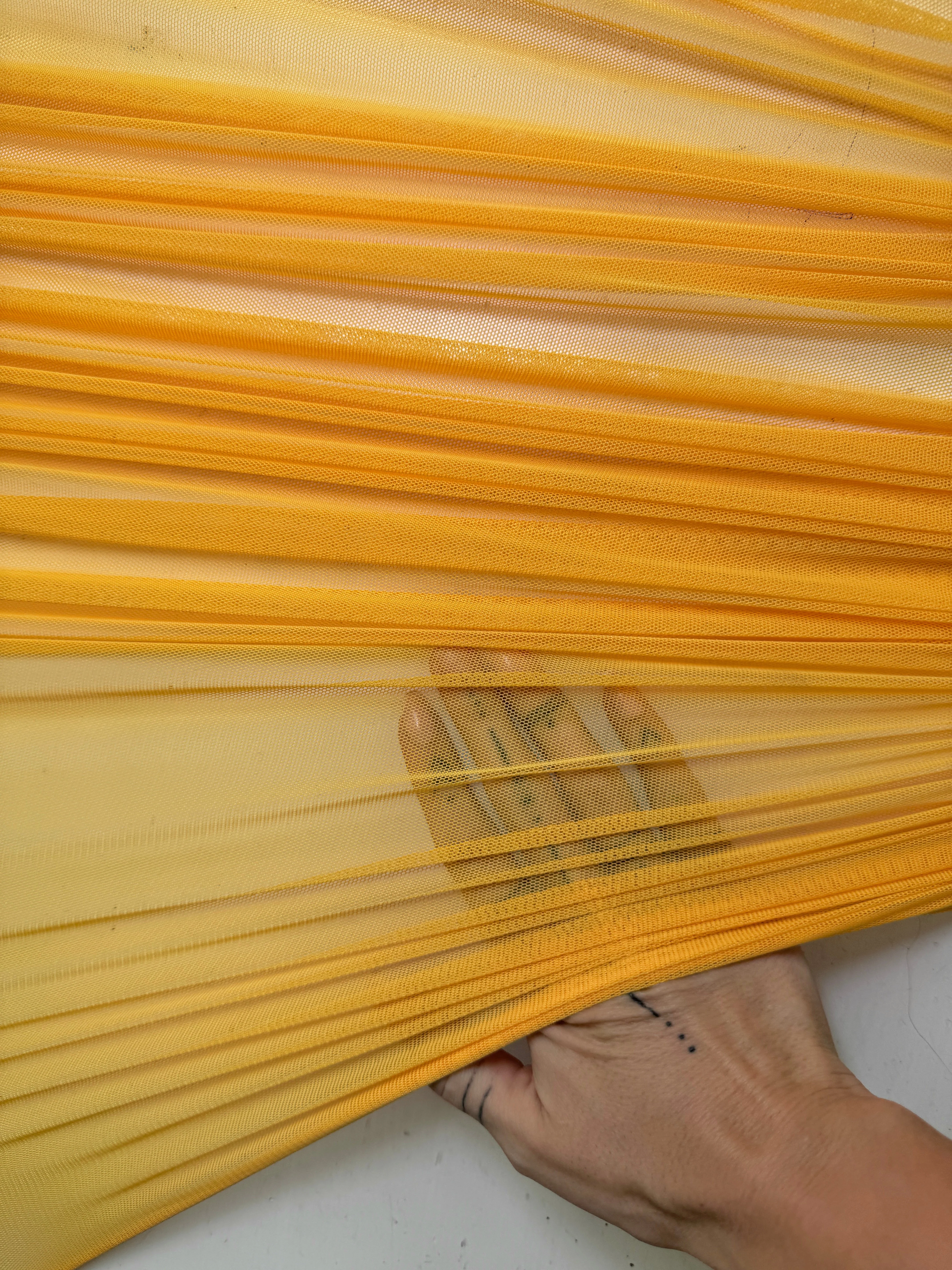 Mango 4 Way Stretch Power Mesh - Image 4
