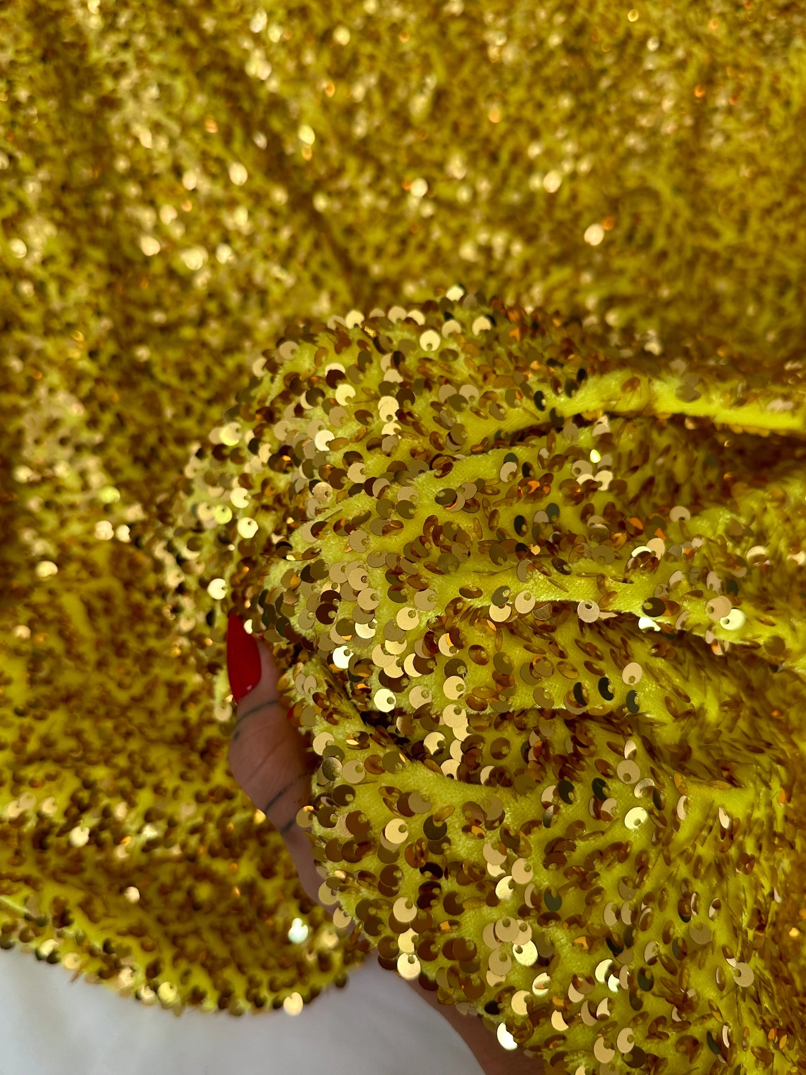 Yellow Gold Sequin on Velvet - Image 10