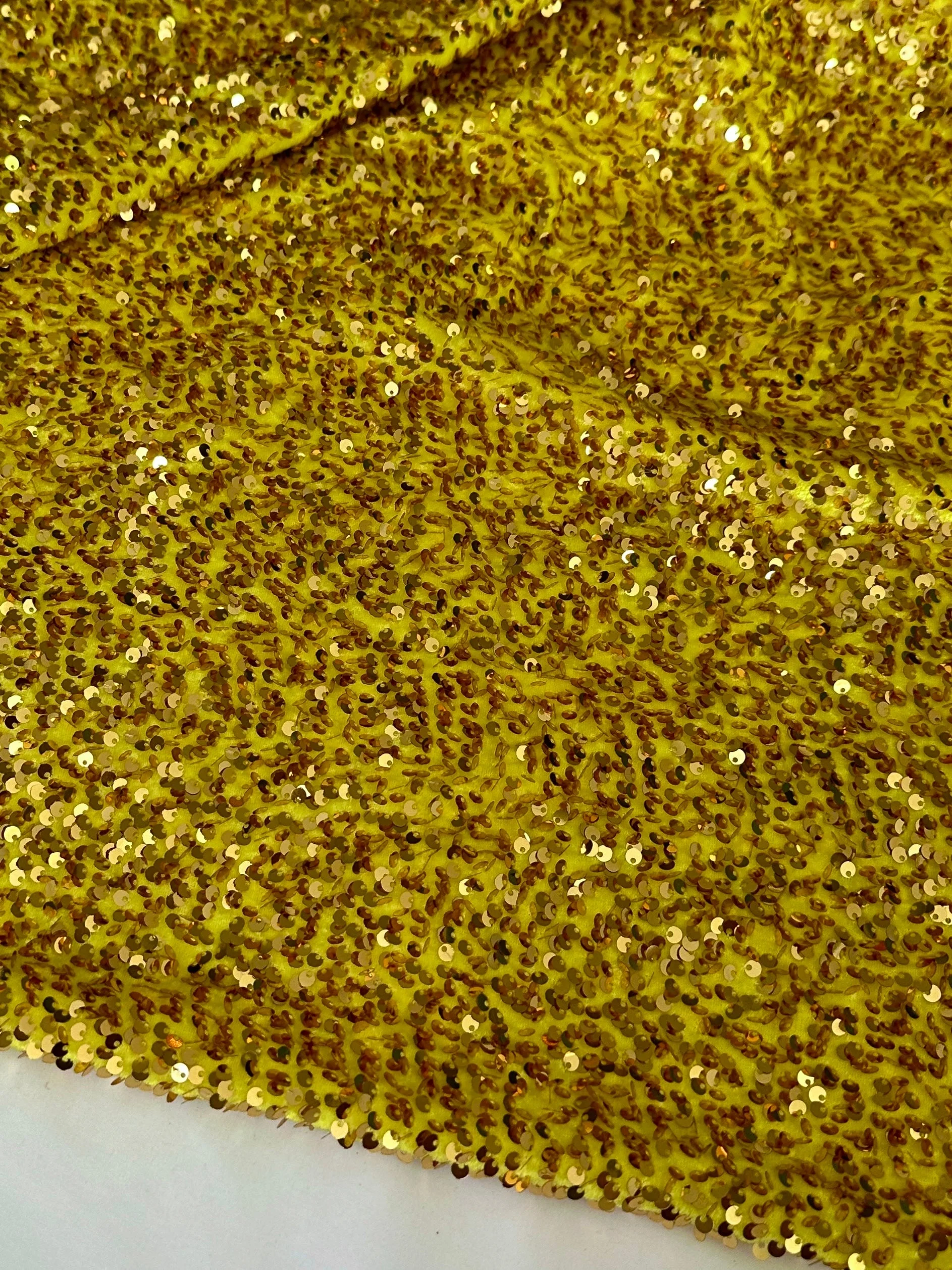 Yellow Gold Sequin on Velvet - Image 4