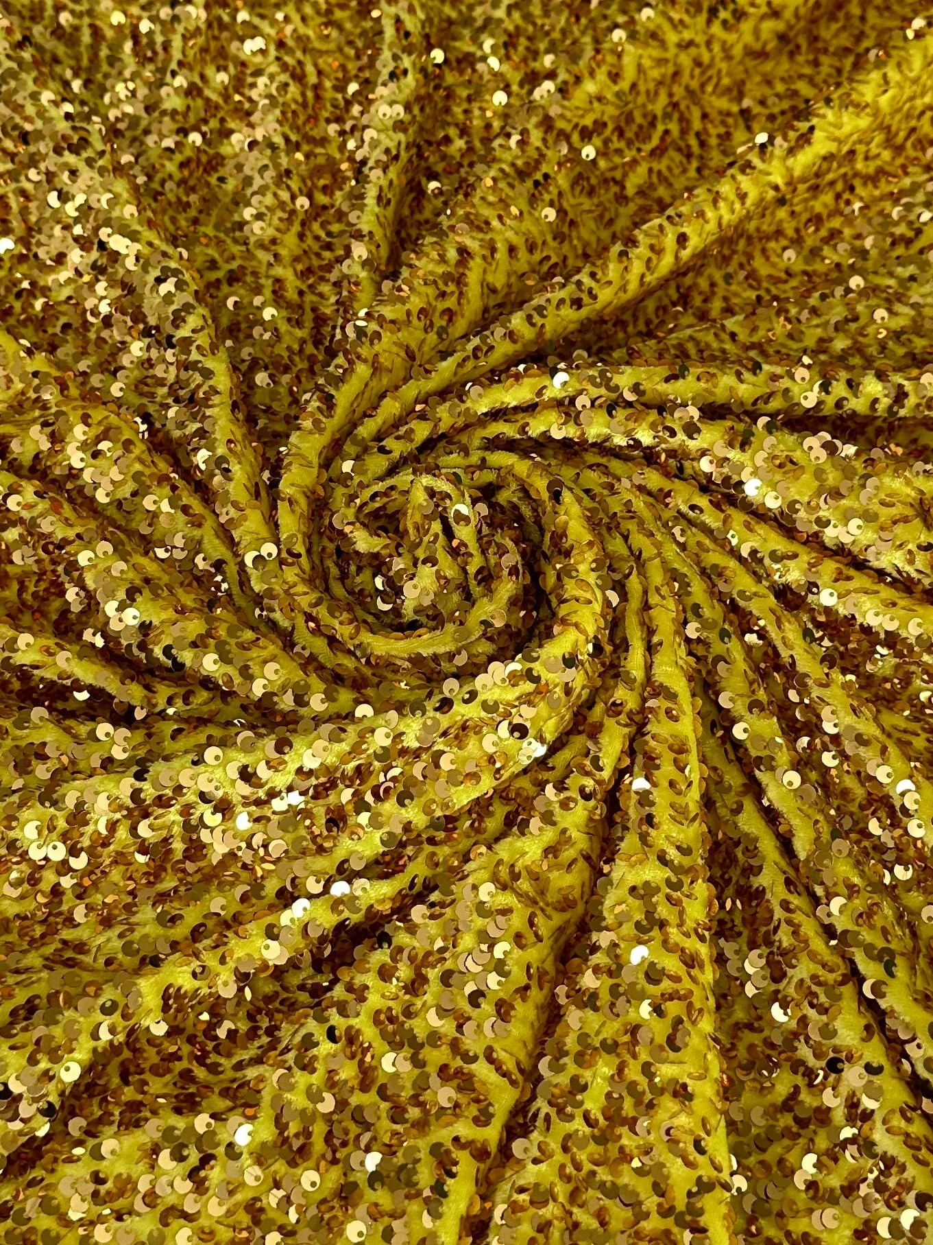 Yellow Gold Sequin on Velvet - Image 7