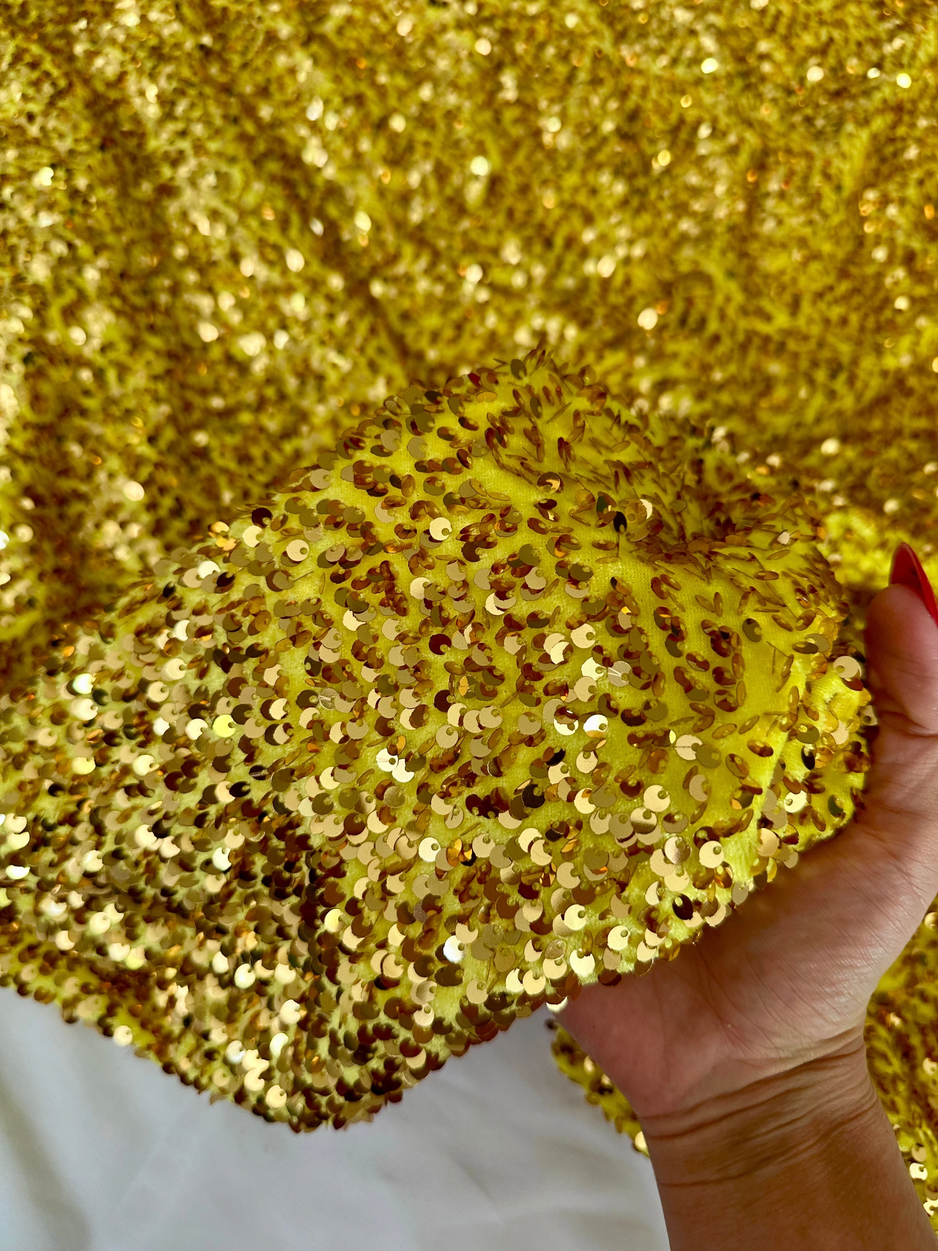 Yellow Gold Sequin on Velvet - Image 9